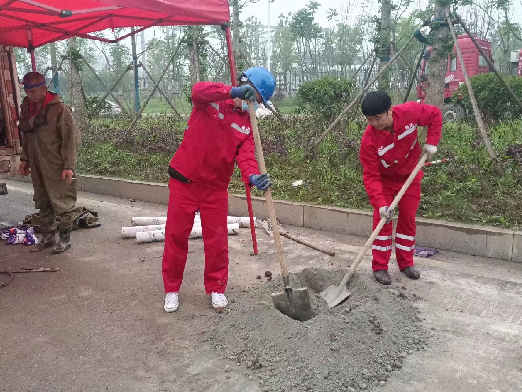 龙口管道疏通哪家好】及时进行市政管道清淤
